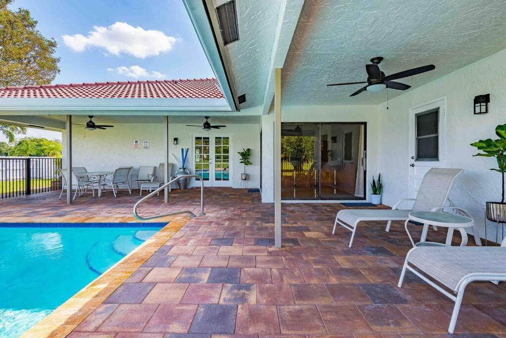 4/3.5 House With Pool- Boynton Beach, Fl. المظهر الخارجي الصورة