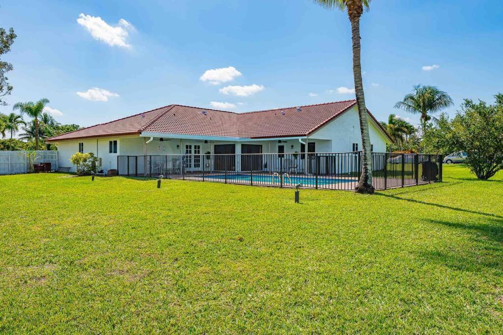 4/3.5 House With Pool- Boynton Beach, Fl. المظهر الخارجي الصورة